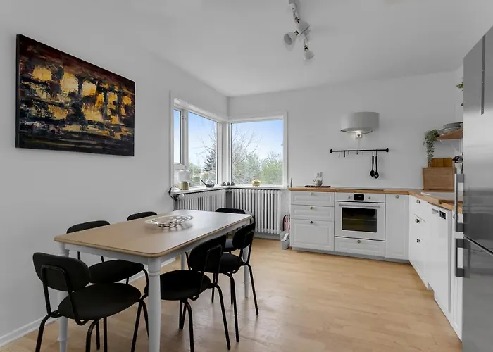 Cozy 2Br Apartment