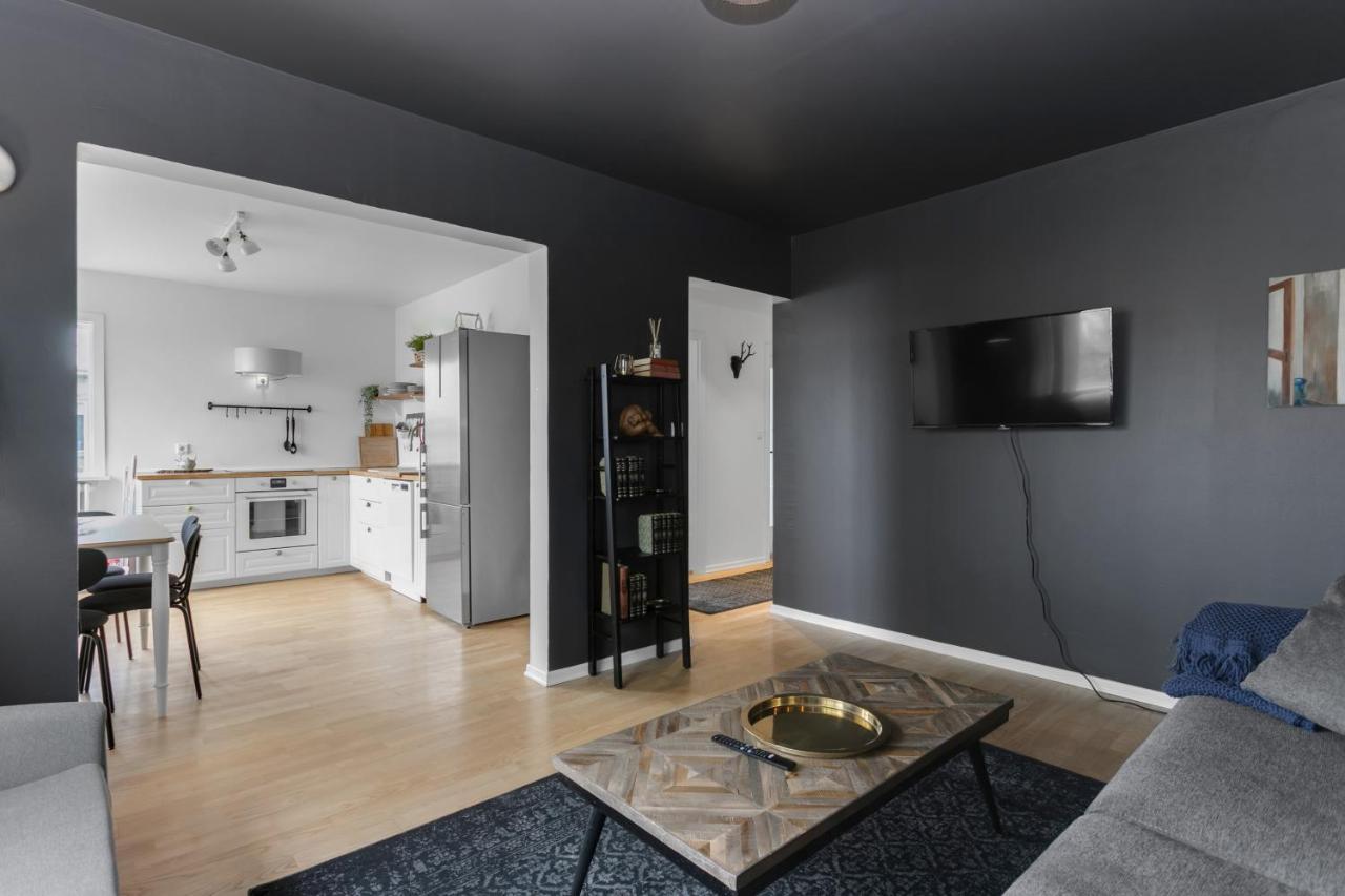 Cozy 2br Apartment *